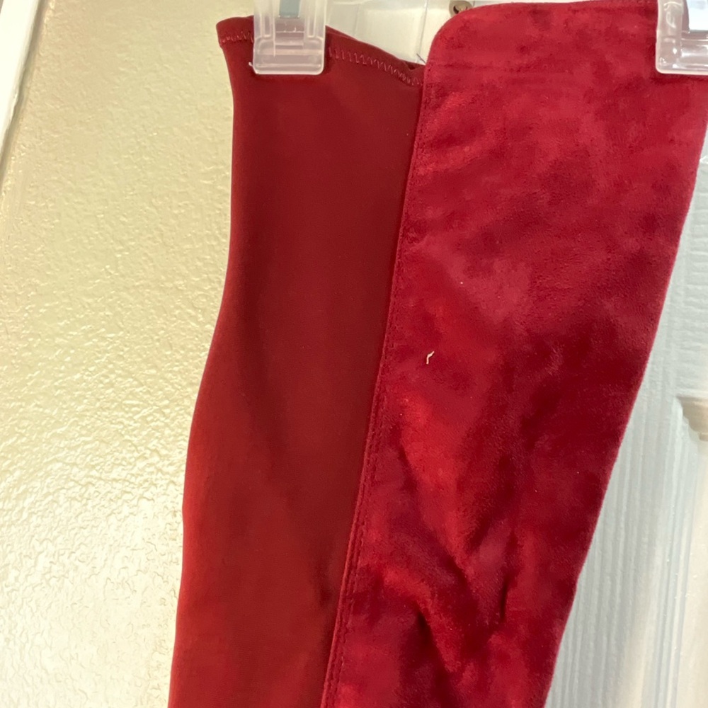 Elegant Red Over the Knee Boots - Picture 3 of 4
